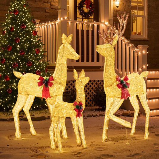 Aeloria™ Golden Reindeer Family